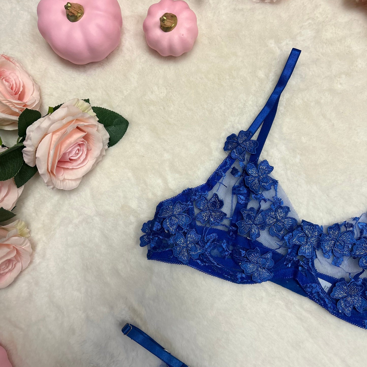 Amoréa Passion Lingerie Set
