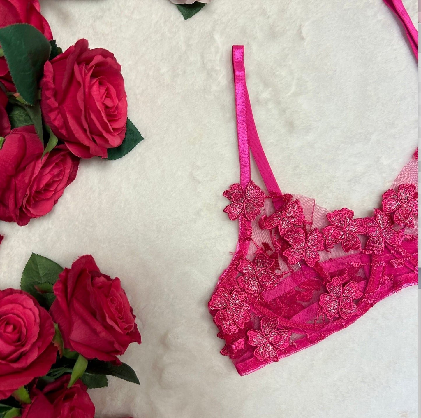 Amoréa Whisper Lingerie Set